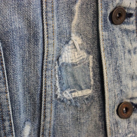 Scotch and Soda Distressed Two-Tone Denim Jacket - Picture 5 of 6